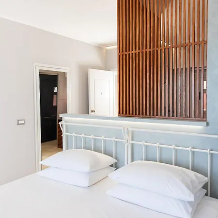 Apartmanhotel The Mini 2*