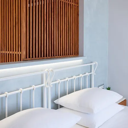 The Mini Apartmanhotel 2*